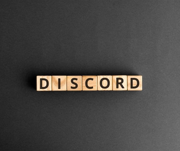 Discord word on wood